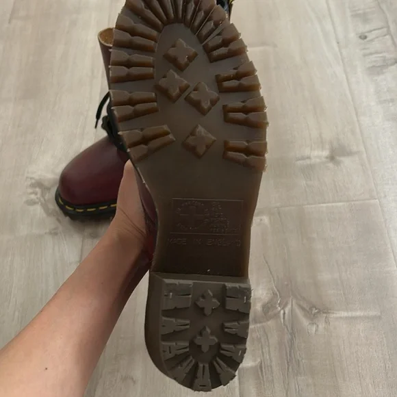 Dr. Martens Clemency Lace-Up Boots in Burgundy Cherry Red SZ 6 (US) SZ 4 (UK) - Picture 2 of 5